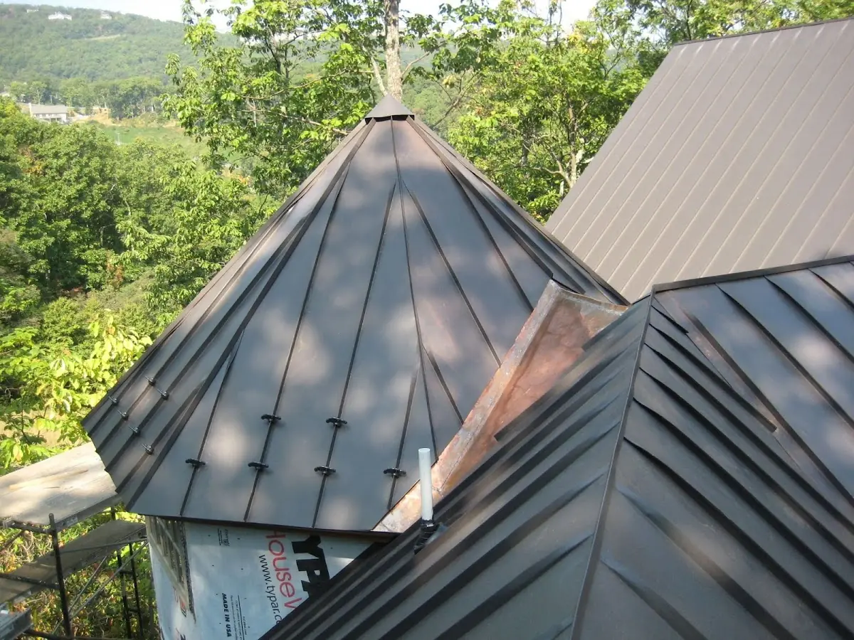 Professional Roof Tarp Installation by Craftsman Roofing in Scriba